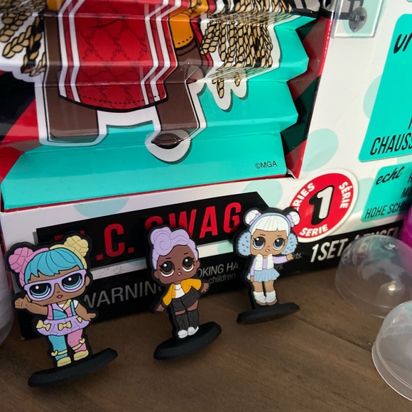LOL Surprise JK M.C. SWAG Toys Lol Surprise Capsule Builtin